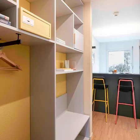 Alpenblick Coliving By Homenhancement - Self Check In شقة